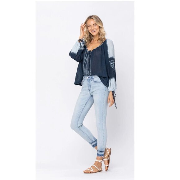 Judy Blue Light Wash Release Raw Hem Skinny Fit Ankle Crop Luna Jeans 7/28 - Picture 1 of 13